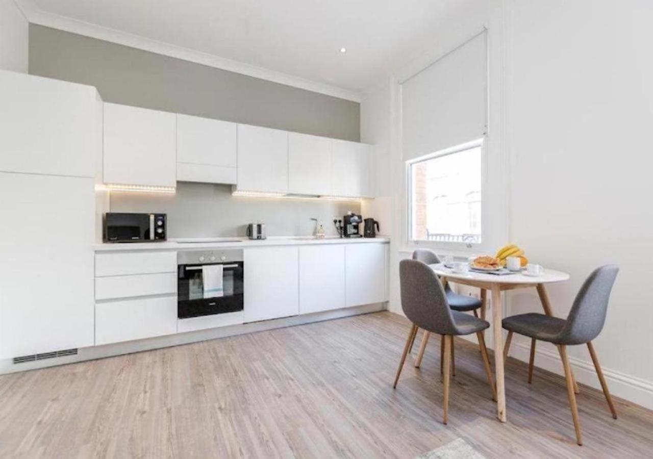 Babylon Piccadilly Appartement Londen Buitenkant foto